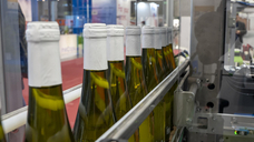 Bottling equipment showcased at the SIMEI trade fair (image: Unione Italiana Vini)